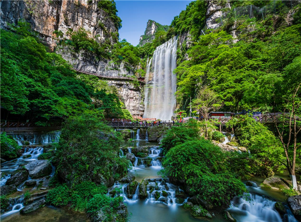 三峡机场到宜昌东站打滴滴，三峡机场到宜昌东站开车多久